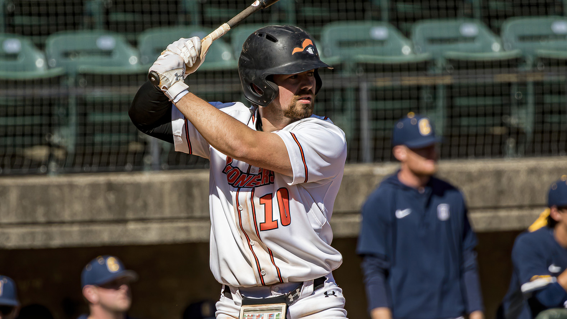 Pioneers split SAC pair at No. 16/15 Lenoir-Rhyne