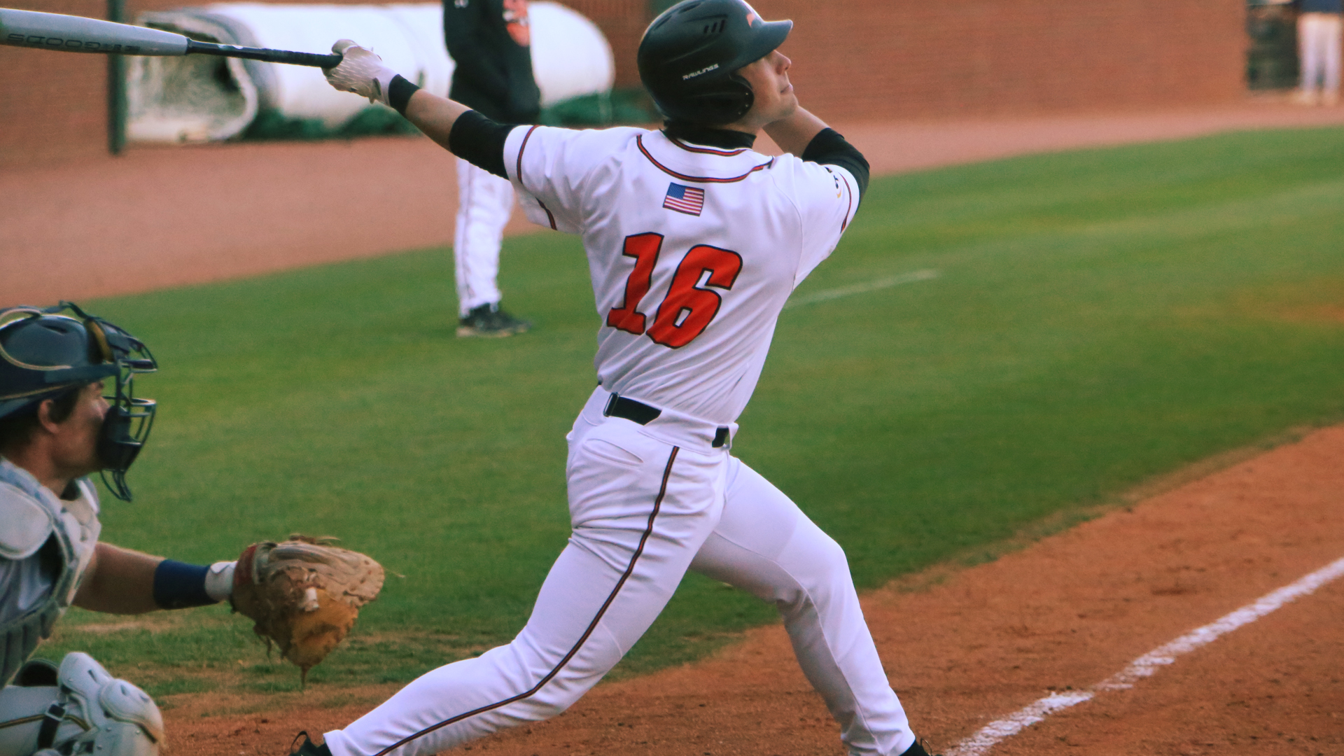 Pioneers complete series sweep with 20-8 win over Wasps