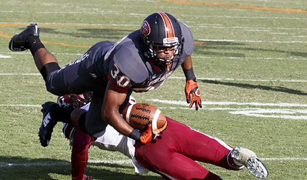 Football drops season finale to rival Carson-Newman