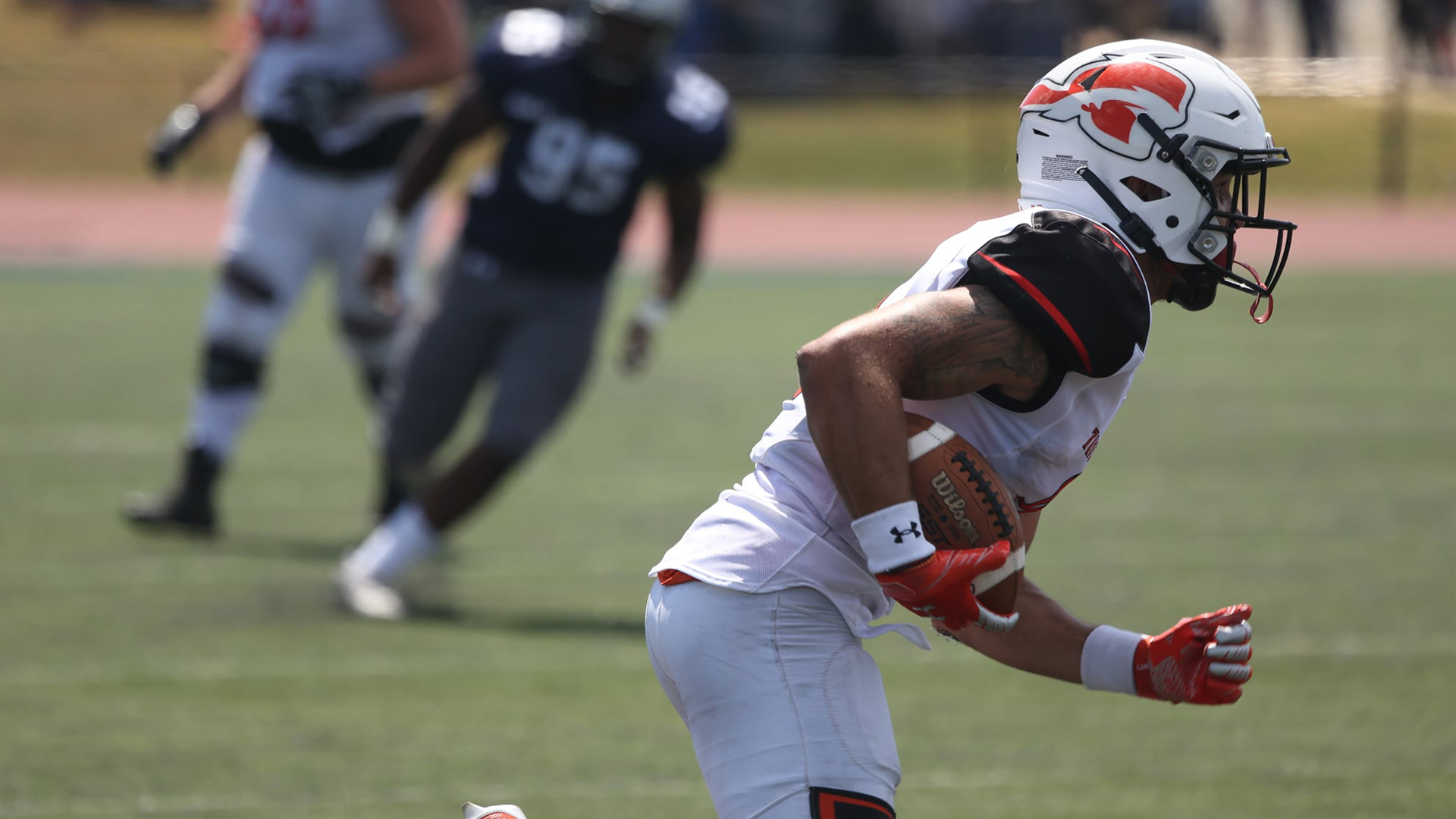 Justice Parham led all receivers with 9 catches for 107 yards at Lenoir-Rhyne.
