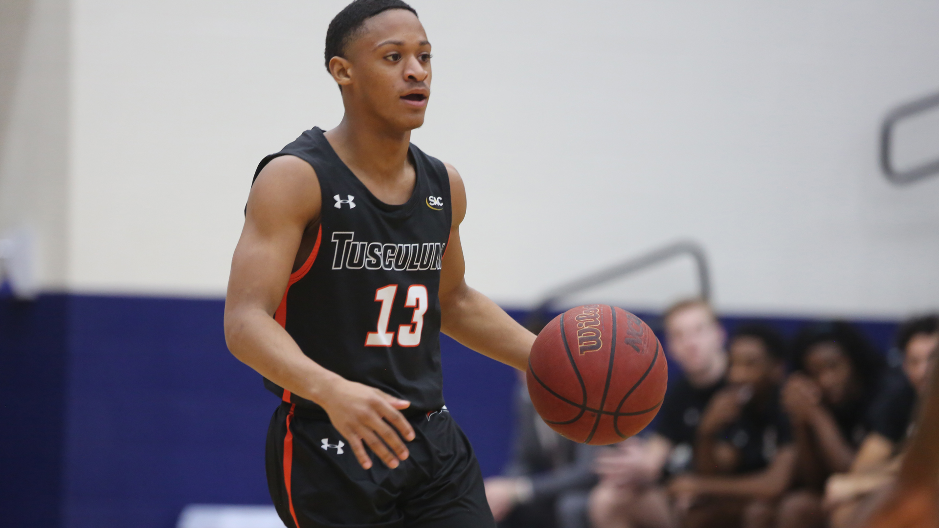 SAC-leading Pioneers host nationally-ranked Queens in league showdown Wednesday