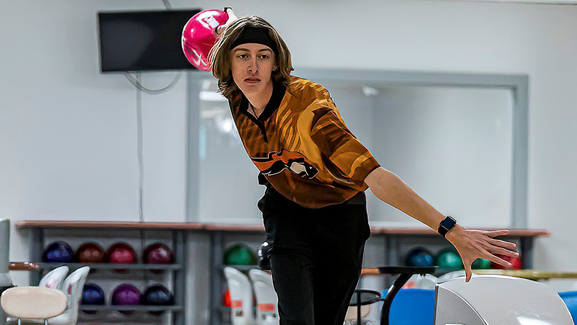Men's Bowling falls to Emmanuel in first round of Conference Carolinas / GMAC Championship