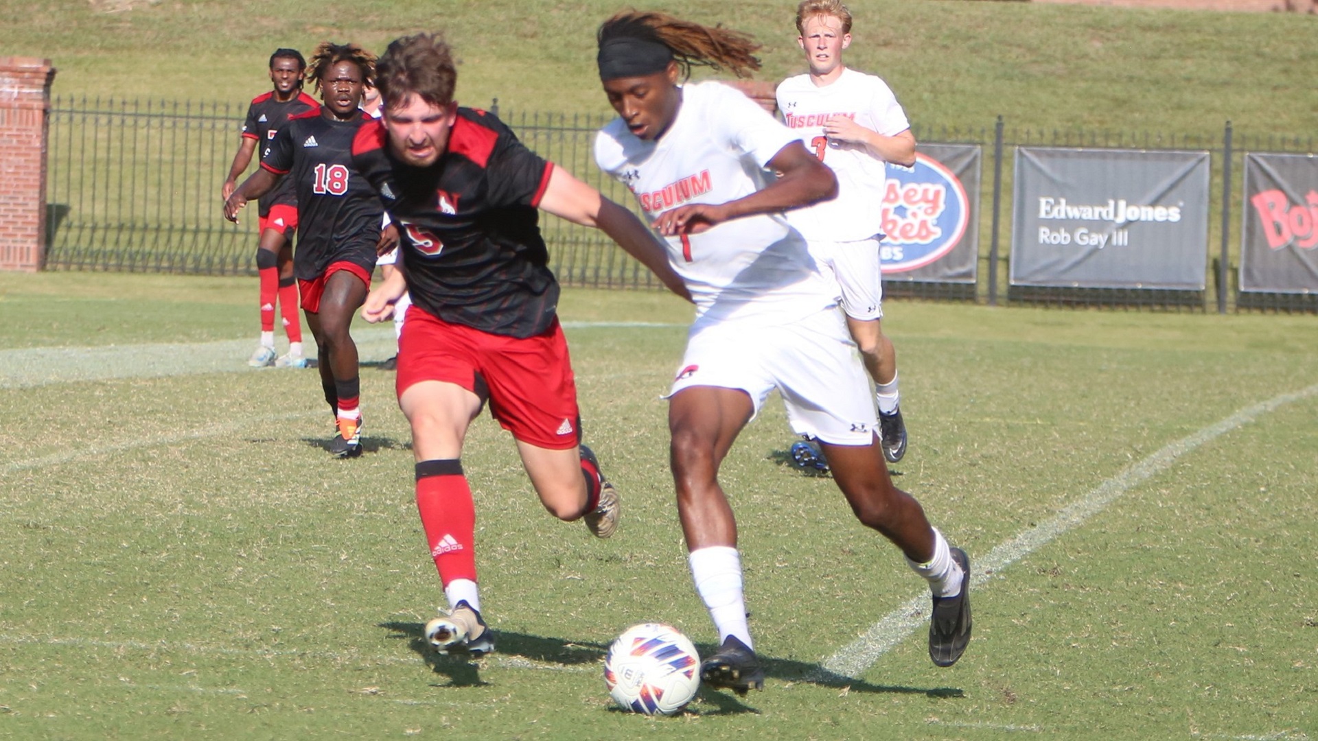 Pioneers fall in 2-1 decision at Lincoln Memorial