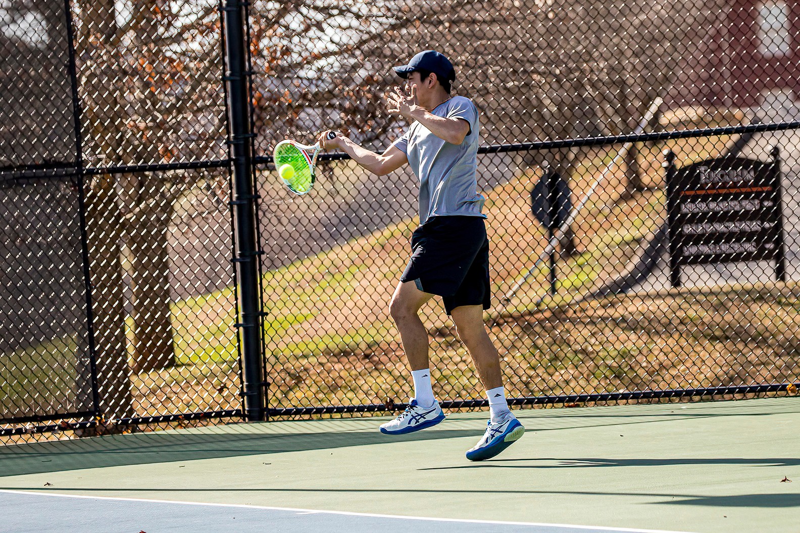 Pioneers rally to knock off 37th-ranked Limestone