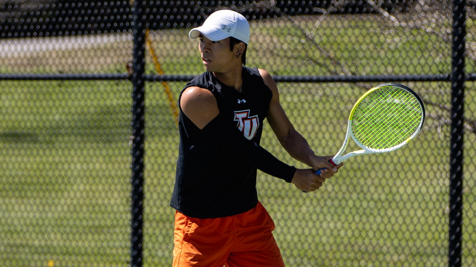 Yuki Ikeda rallied from a set down for a key victory for the Pioneers against Limestone (photo by Kari Ham)