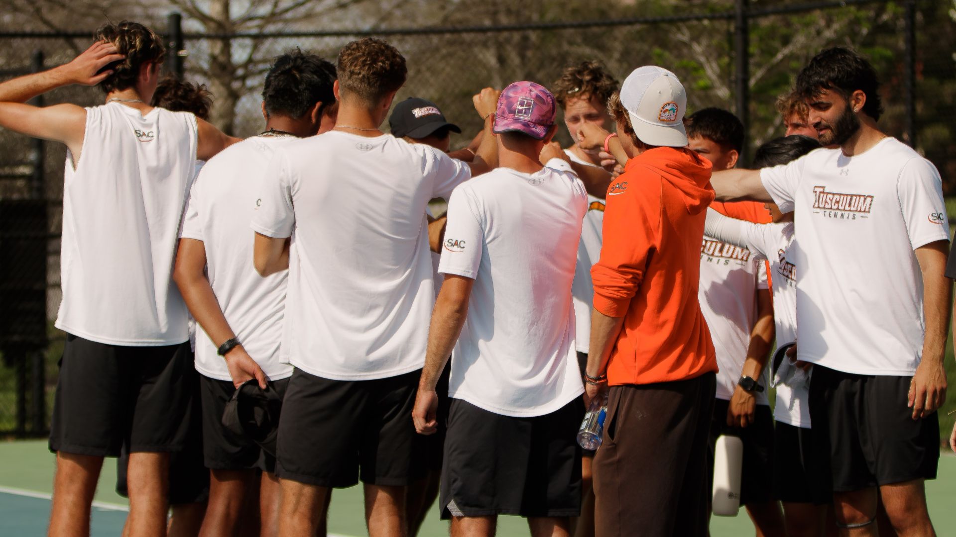 Lenoir-Rhyne knocks out Pioneers in SAC Quarterfinals