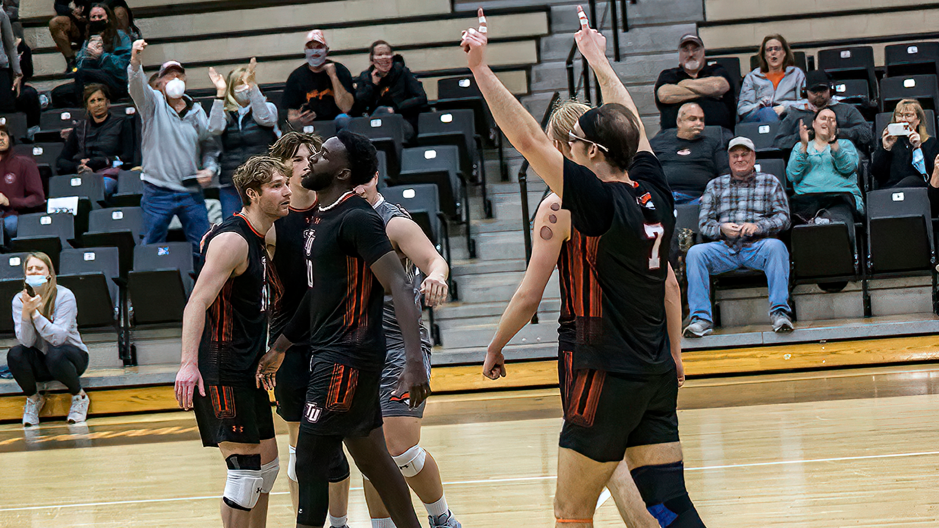 Records fall in Buckius' first win