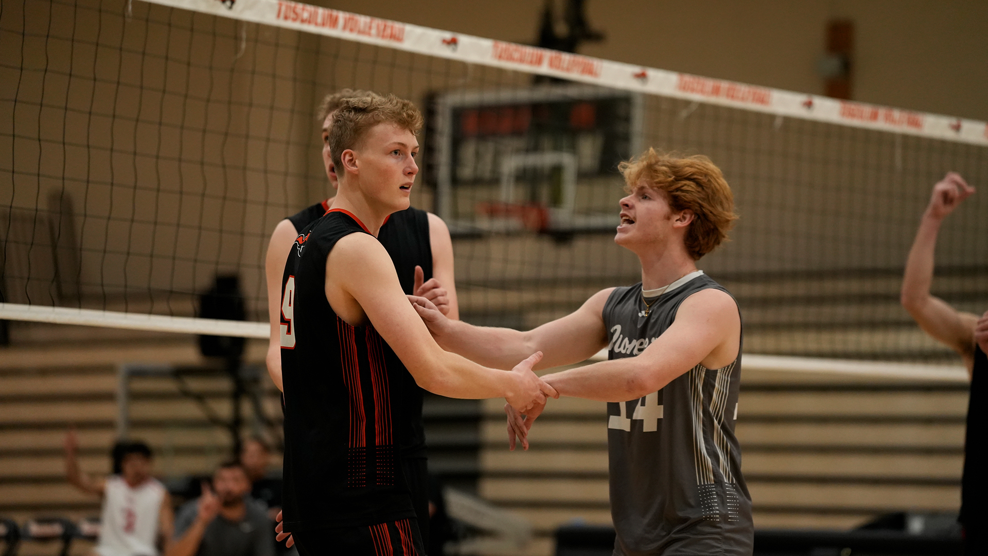Trailblazers survive Pioneers' comeback attempt
