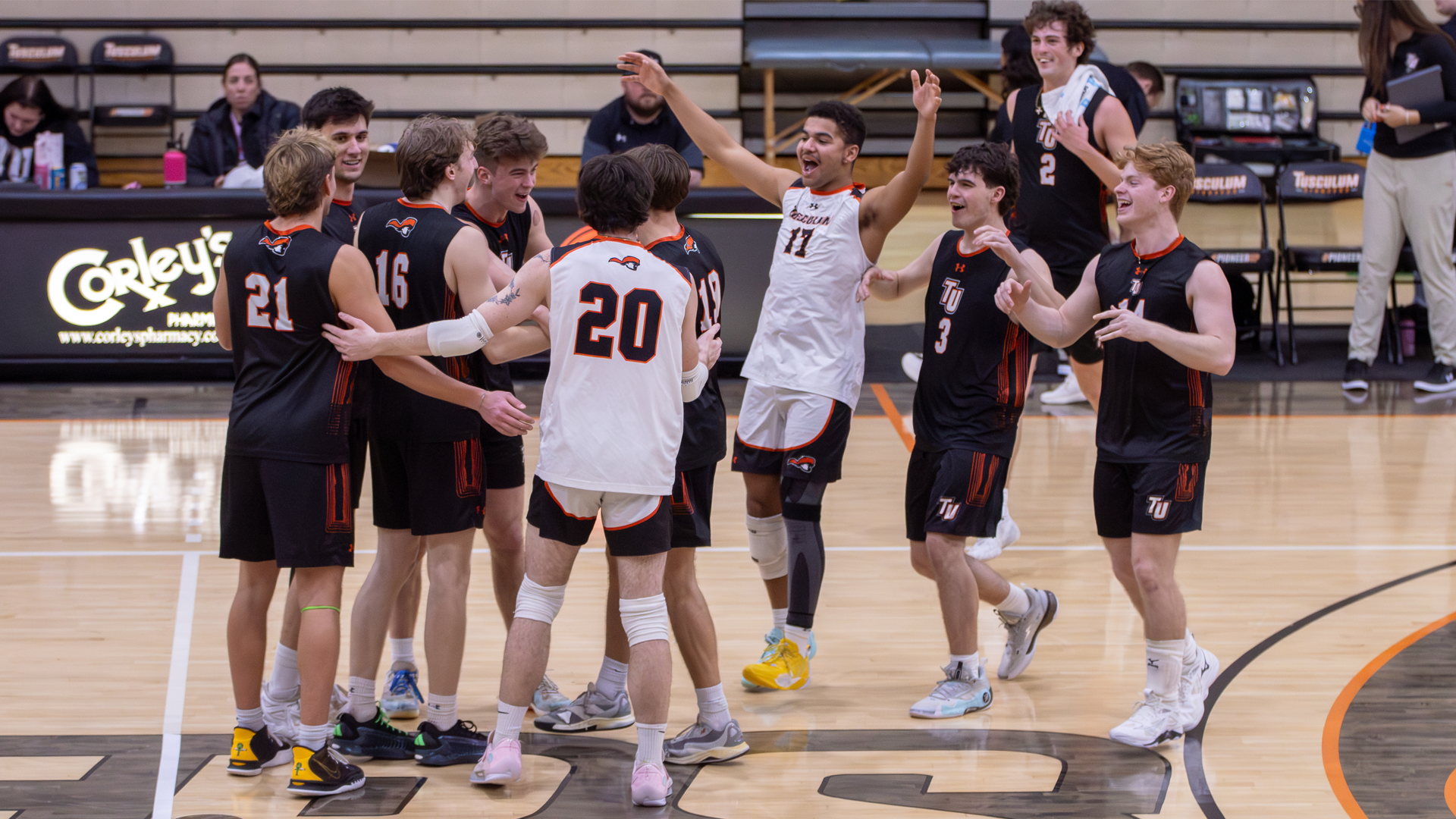 Pioneers win final meeting with Saints