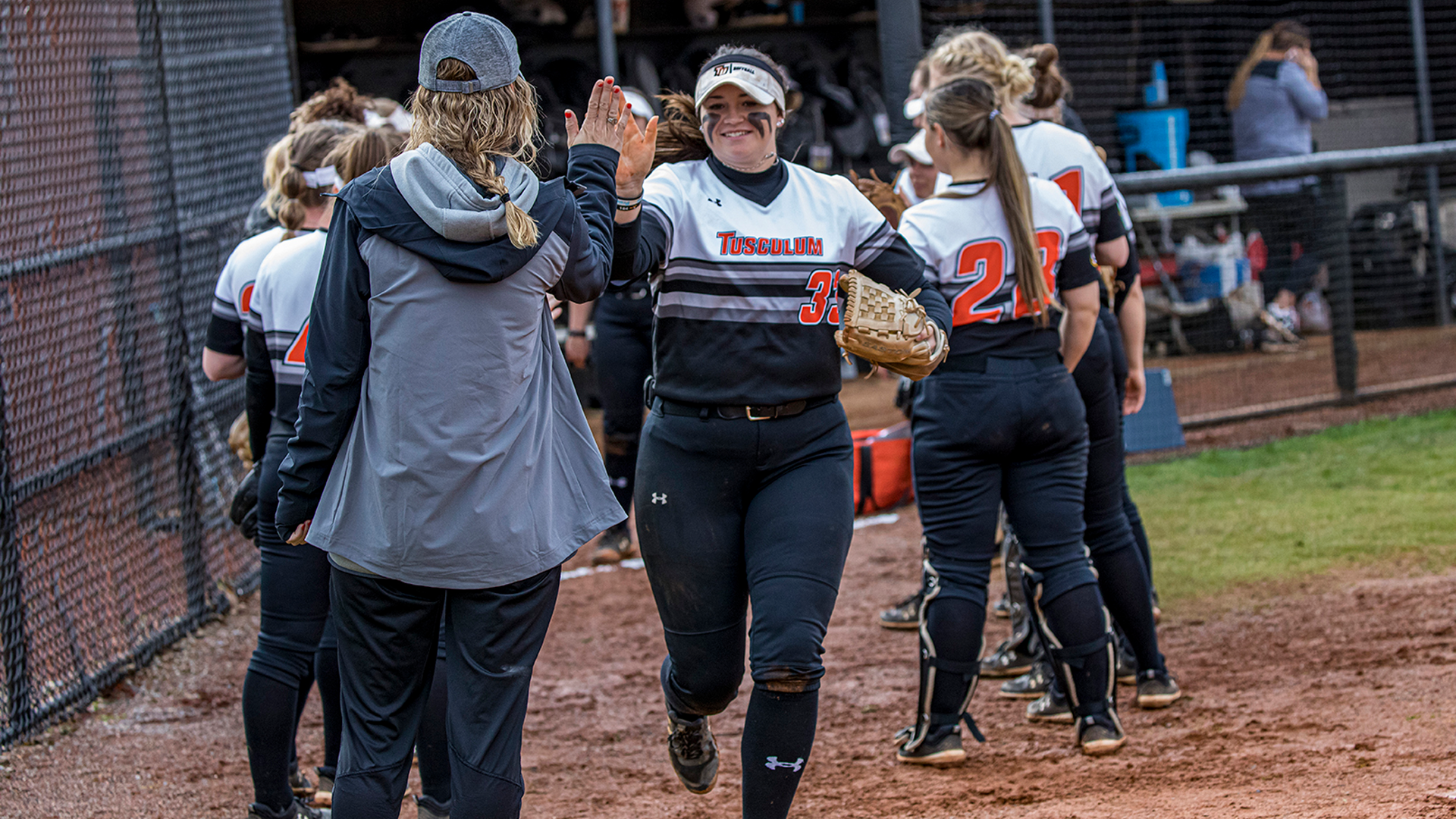Softball Splits Season-Opening Series