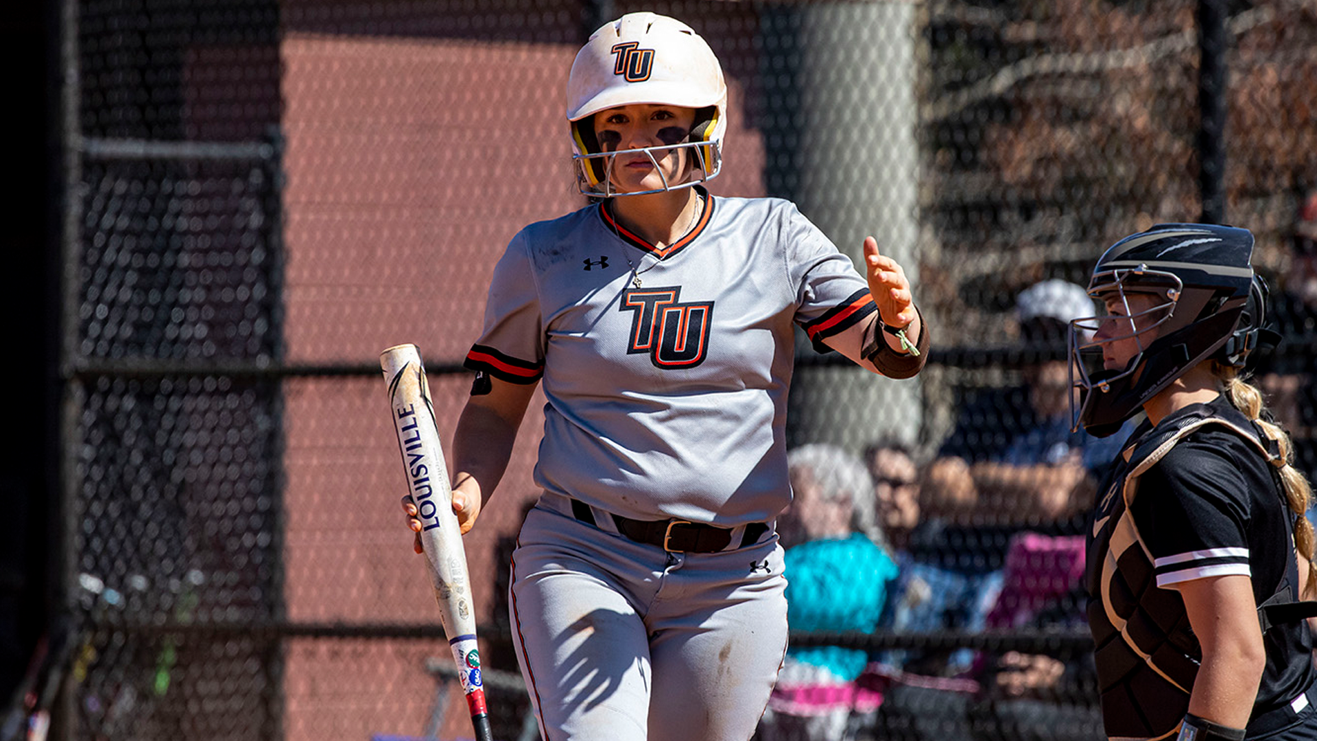 Alloway breaks home run record in sweep of UVA Wise