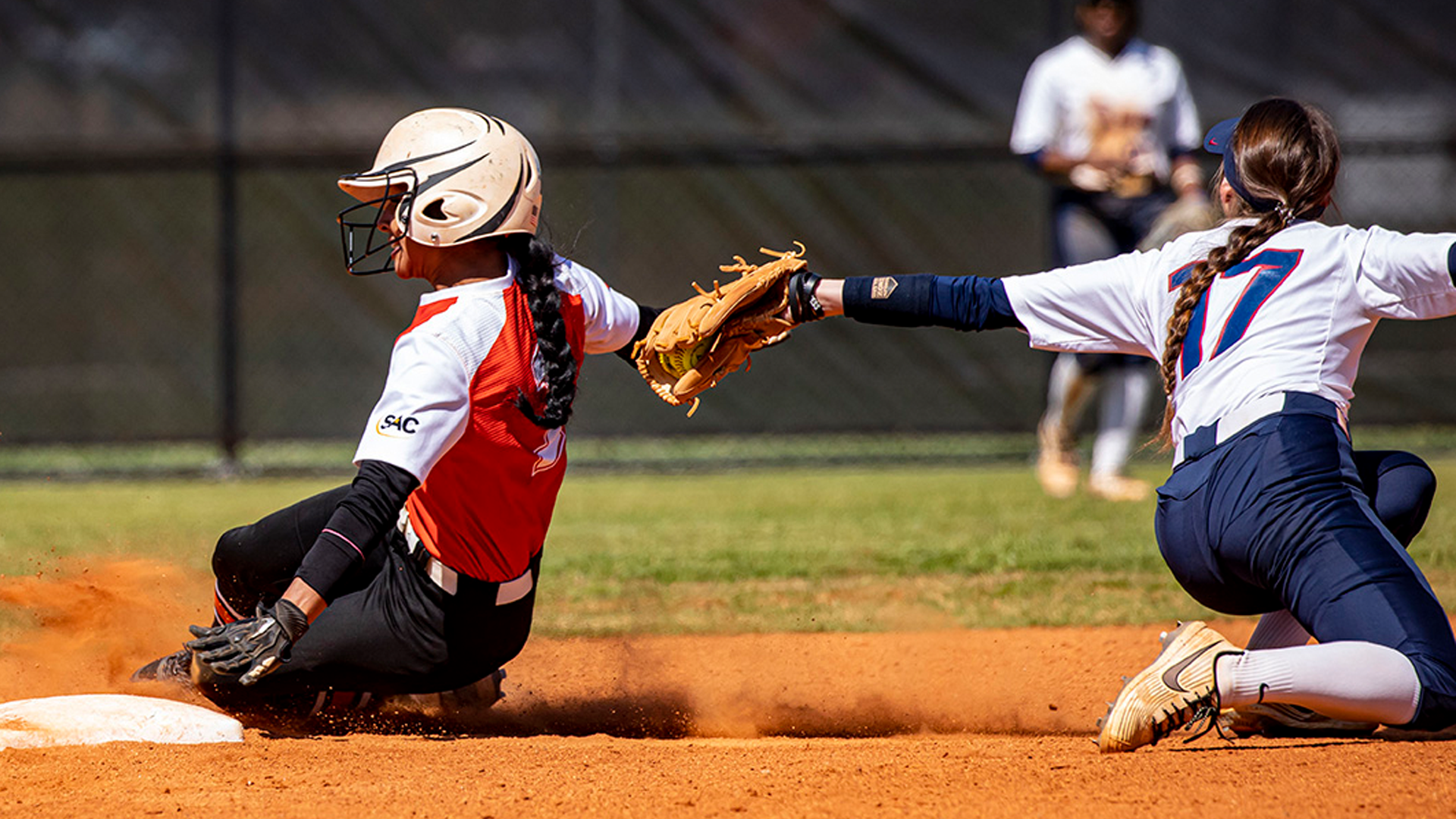Softball sneaks into SAC Tournament with split