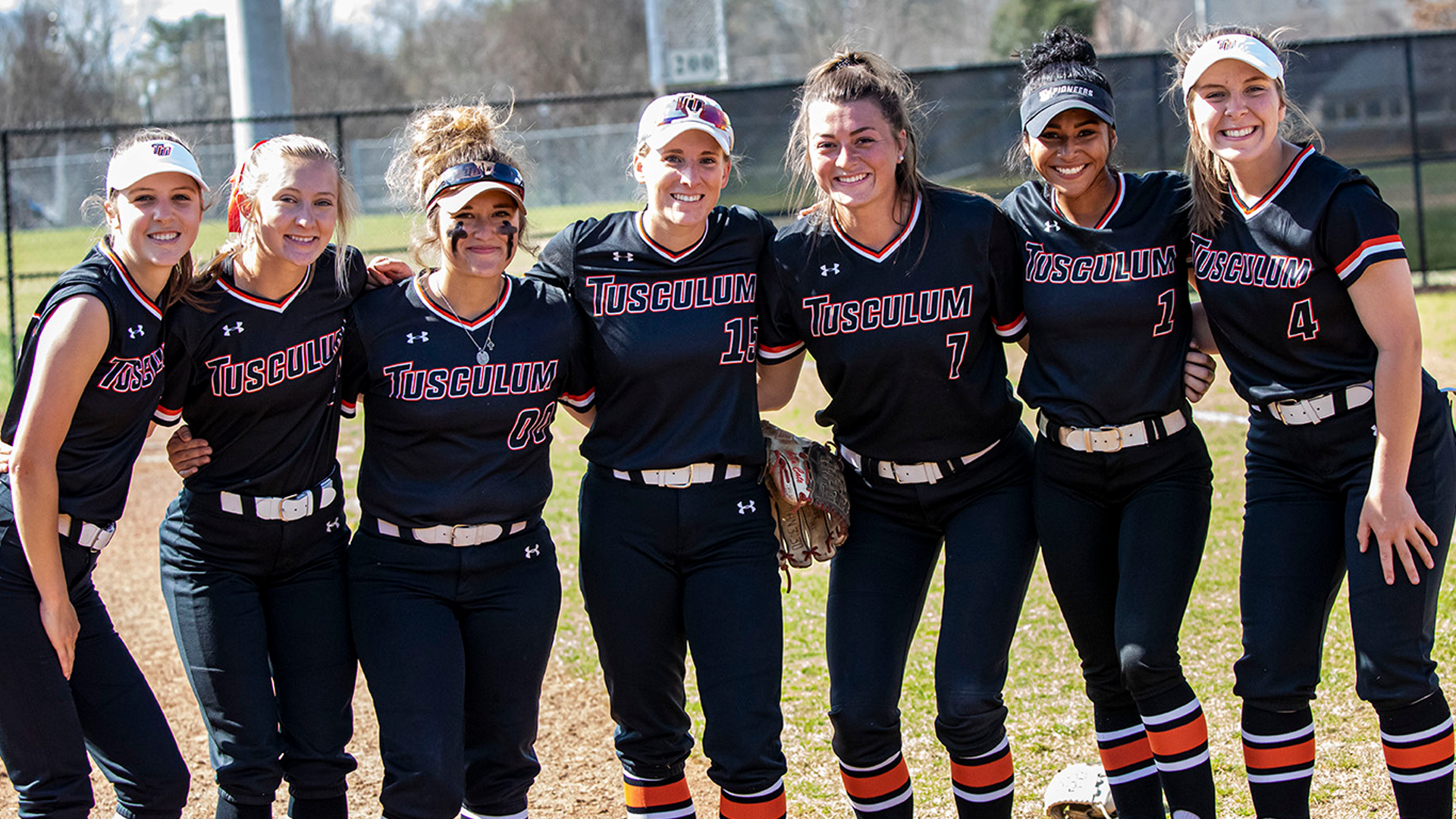 Pioneers to battle Trojans, Saints