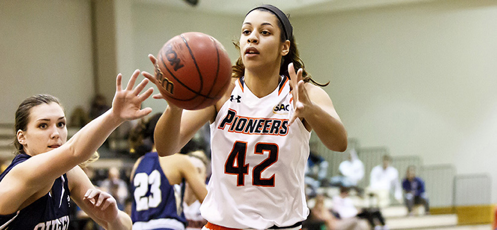 Jasmine Queen scored a career-high 14 points