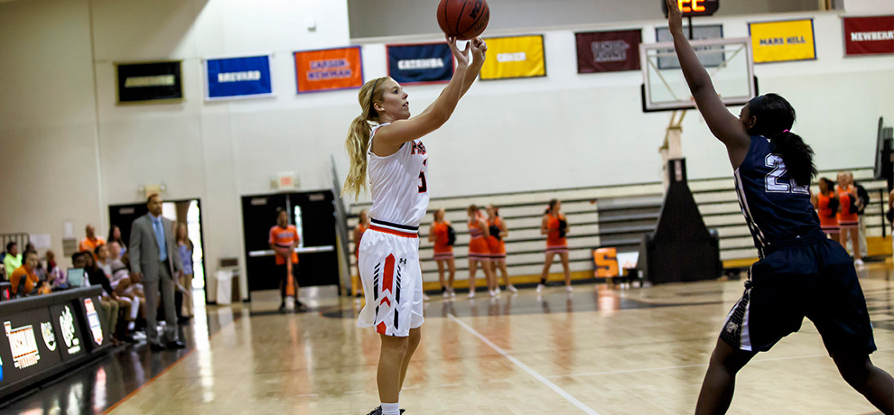 Catawba breaks late tie, defeats Tusculum 60-55