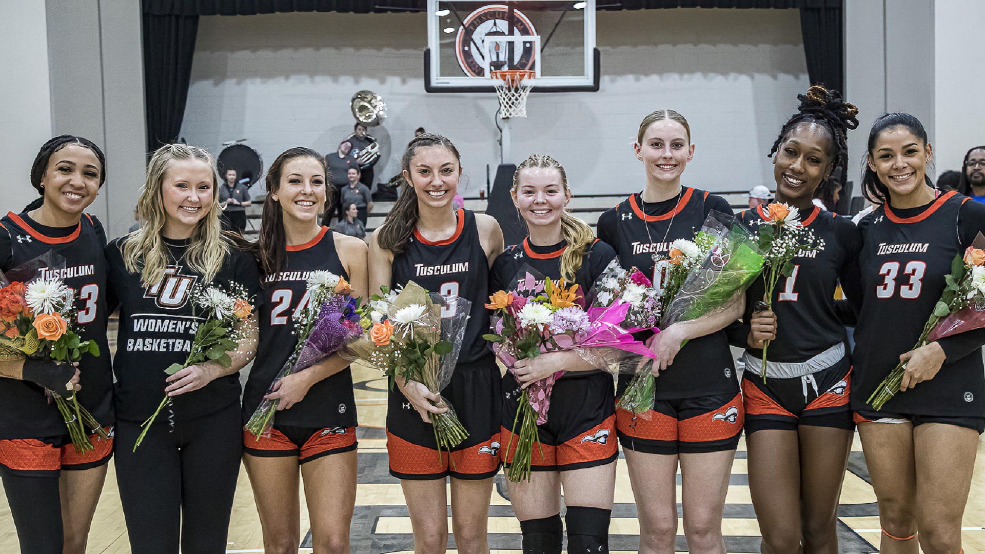 Pioneers take over first place with 78-42 Senior Day rout of Newberry
