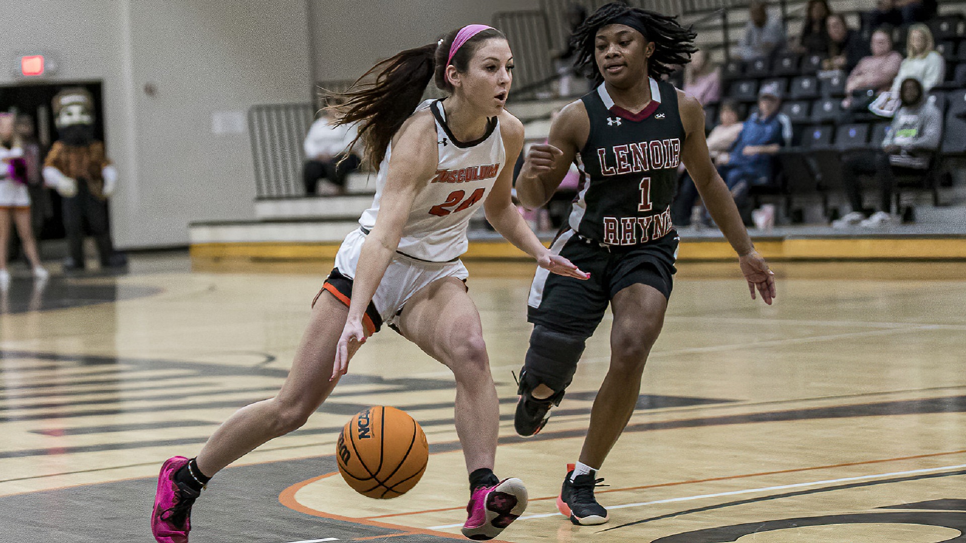 Blayre Shultz led the Pioneers against Lenoir-Rhyne with 18 points and five steals (photo by Chuck Williams)