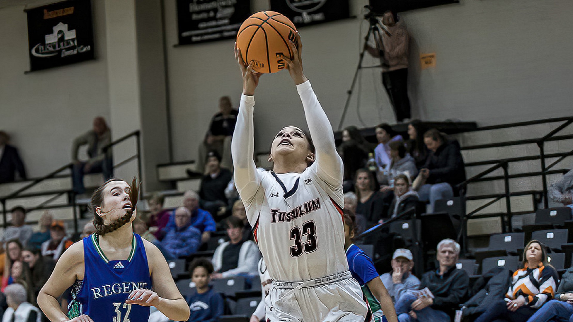 Tham scores career-high 31 as Pioneers beat Mars Hill 80-68