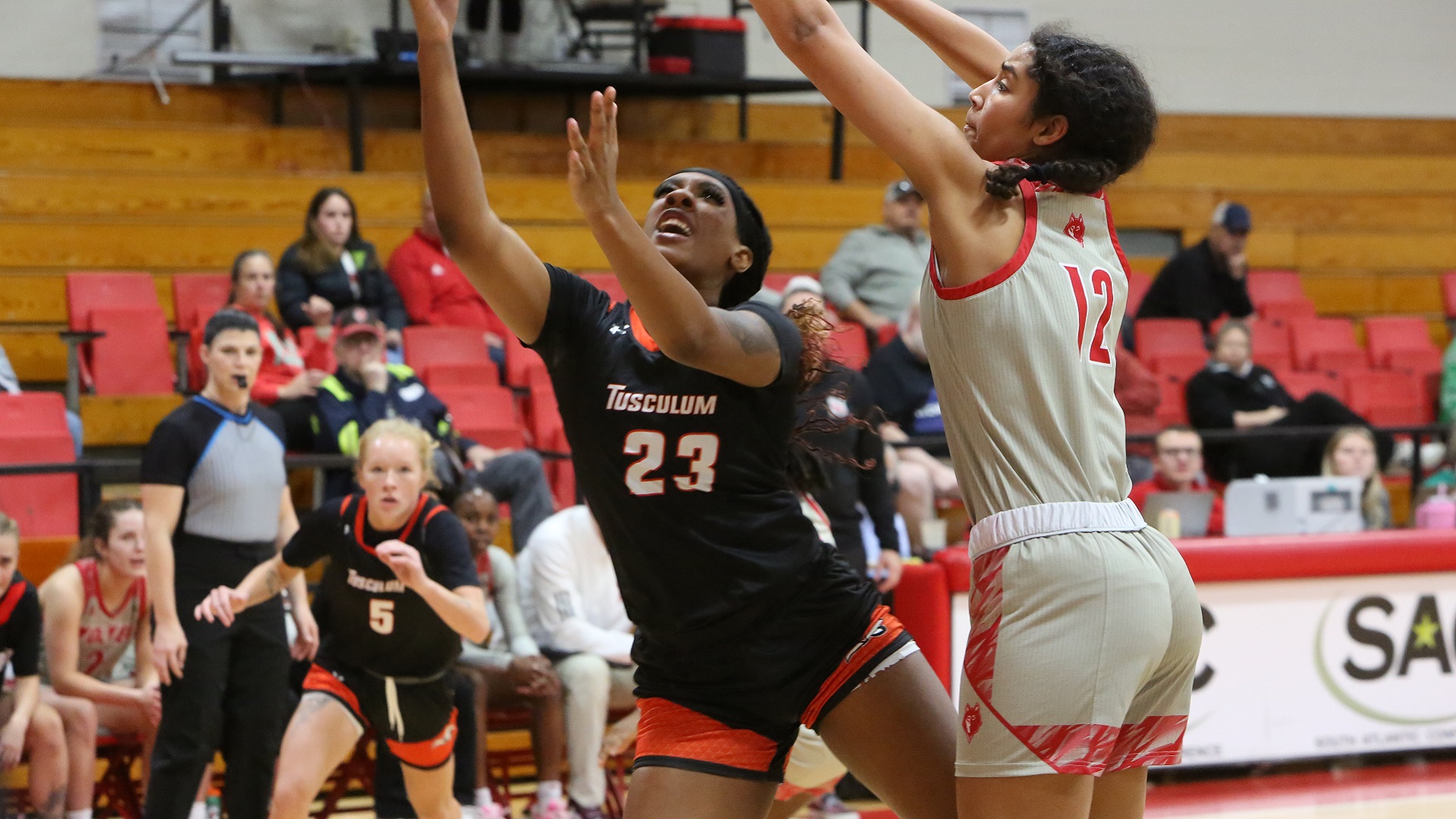 Nae Marion collected 11 points and nine rebounds for the second straight game