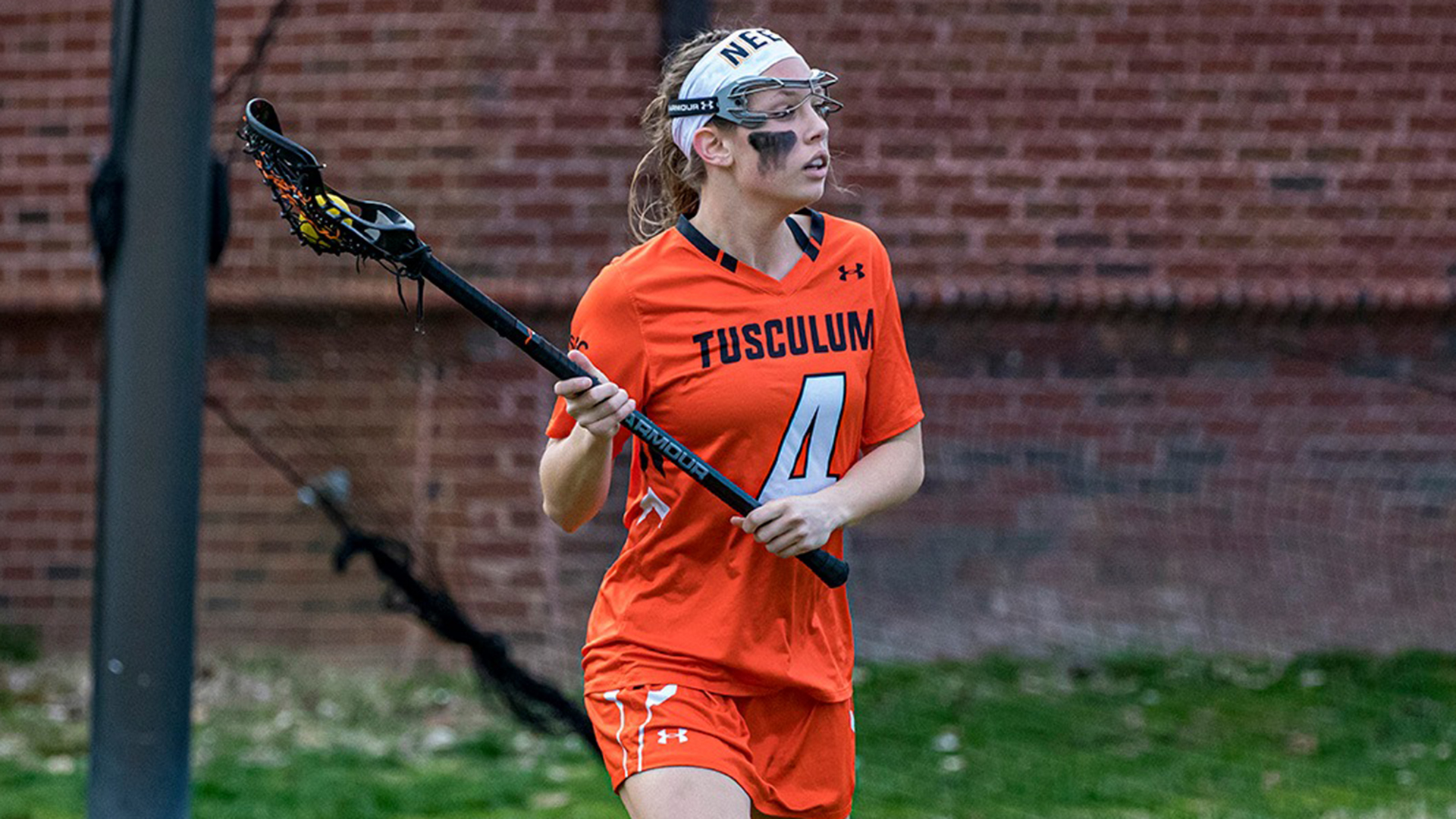 Late goals push Lee to 14-9 win over Pioneers