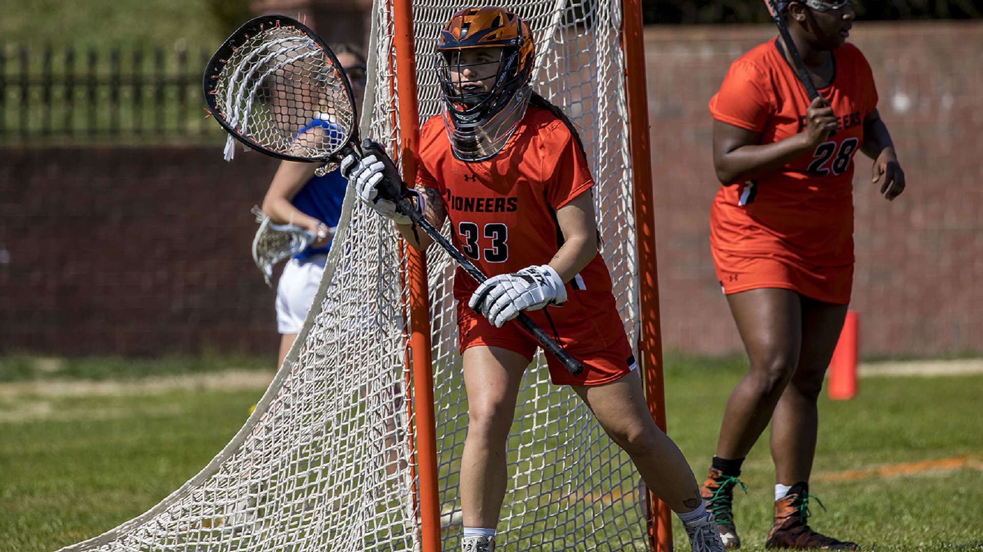 Pioneers drop 13-10 decision at Newberry