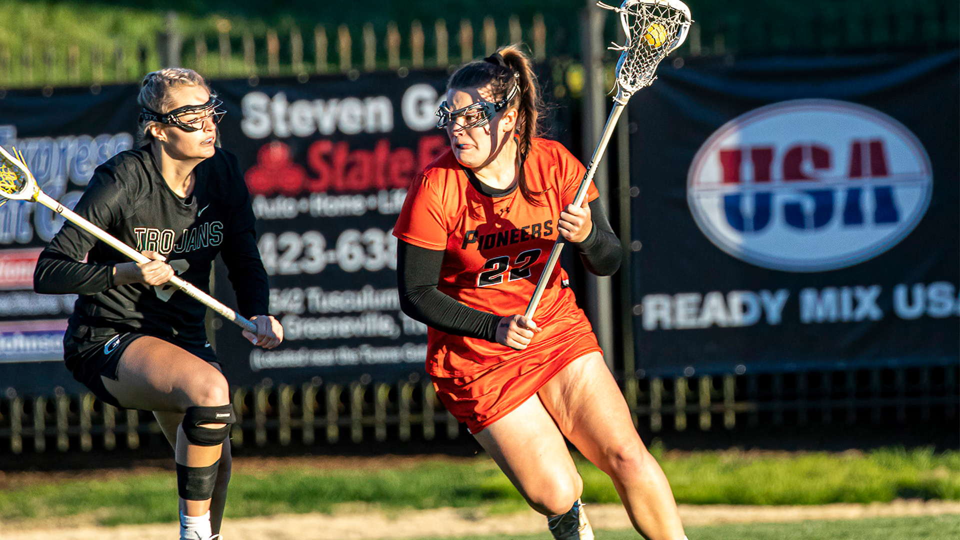 Anderson scores in closing seconds for 14-13 win over Pioneers