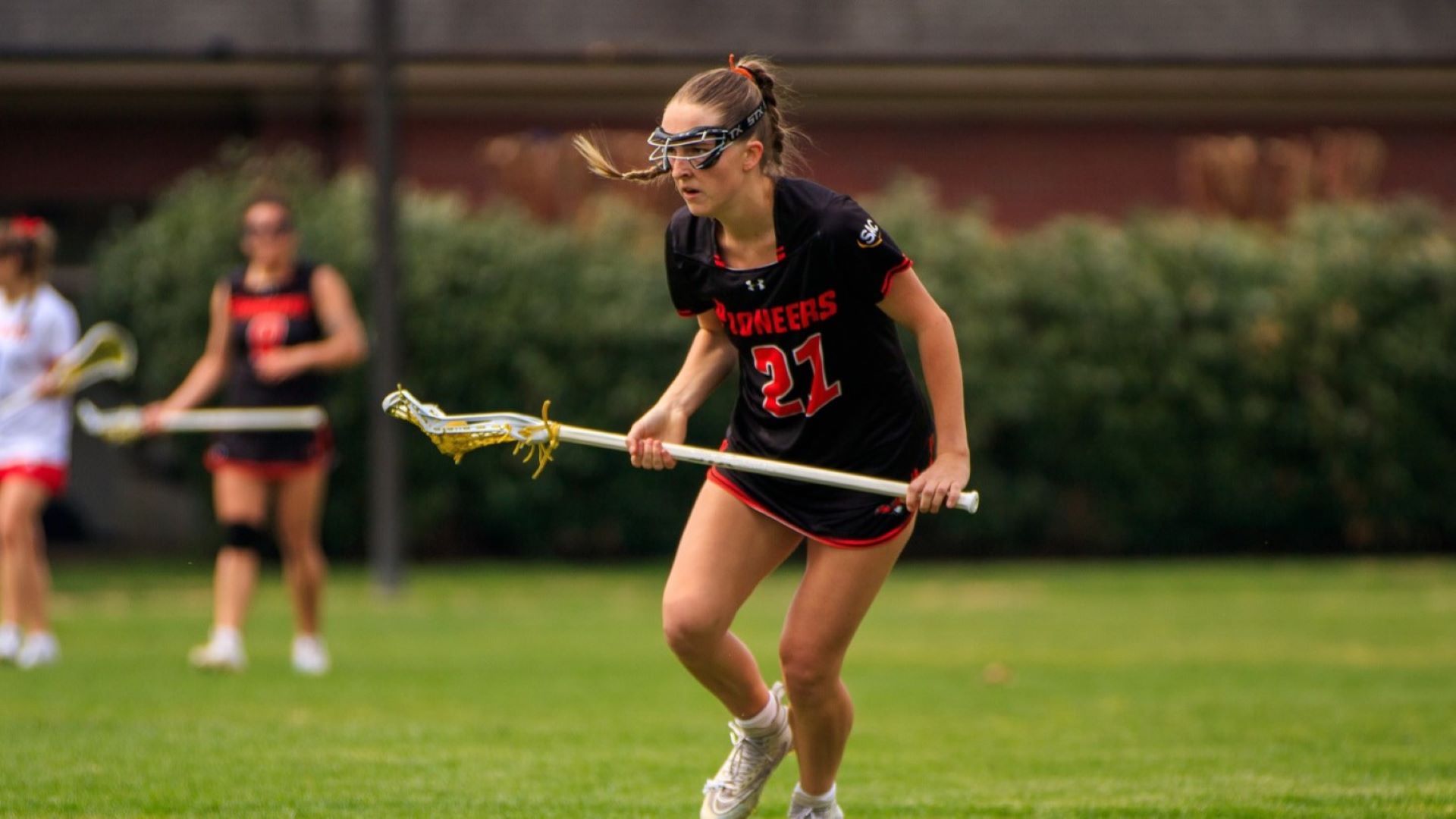 Newberry takes 14-6 victory over Pioneers