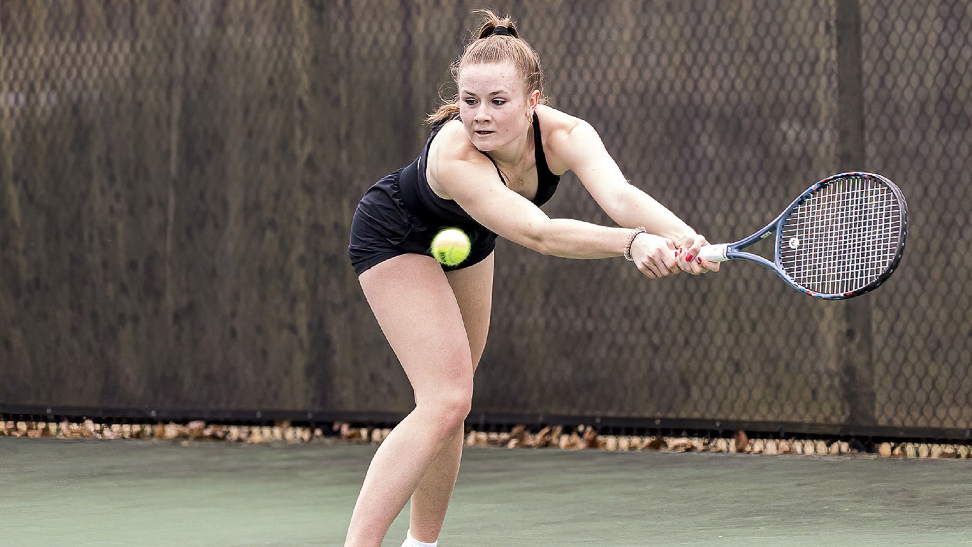 Pioneers fall to Charleston 4-3
