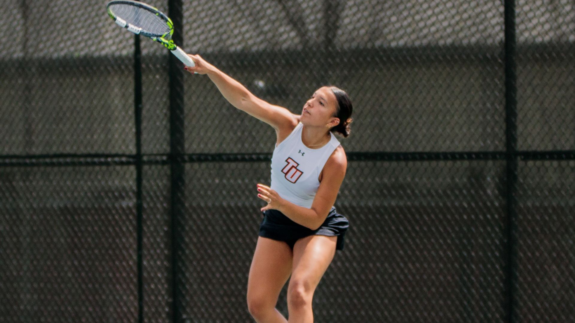 Jimena Rivera did not lose a game in her victory over Mars Hill (photo by Kari Ham)