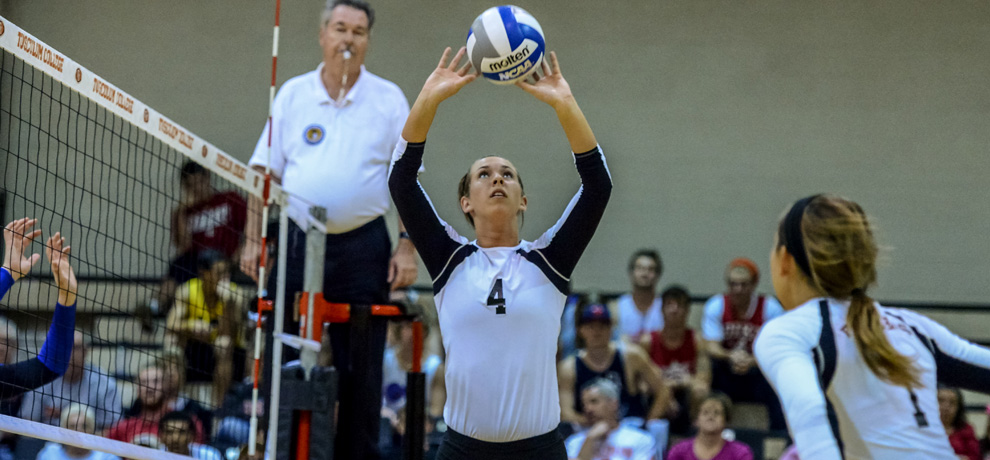 Tusculum grabs five-set victory over Mars Hill