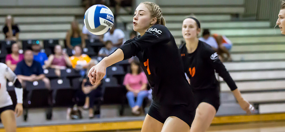 Cassie Born recorded 15 kills and 17 digs against Montevallo on Friday (photos by Chuck Williams)