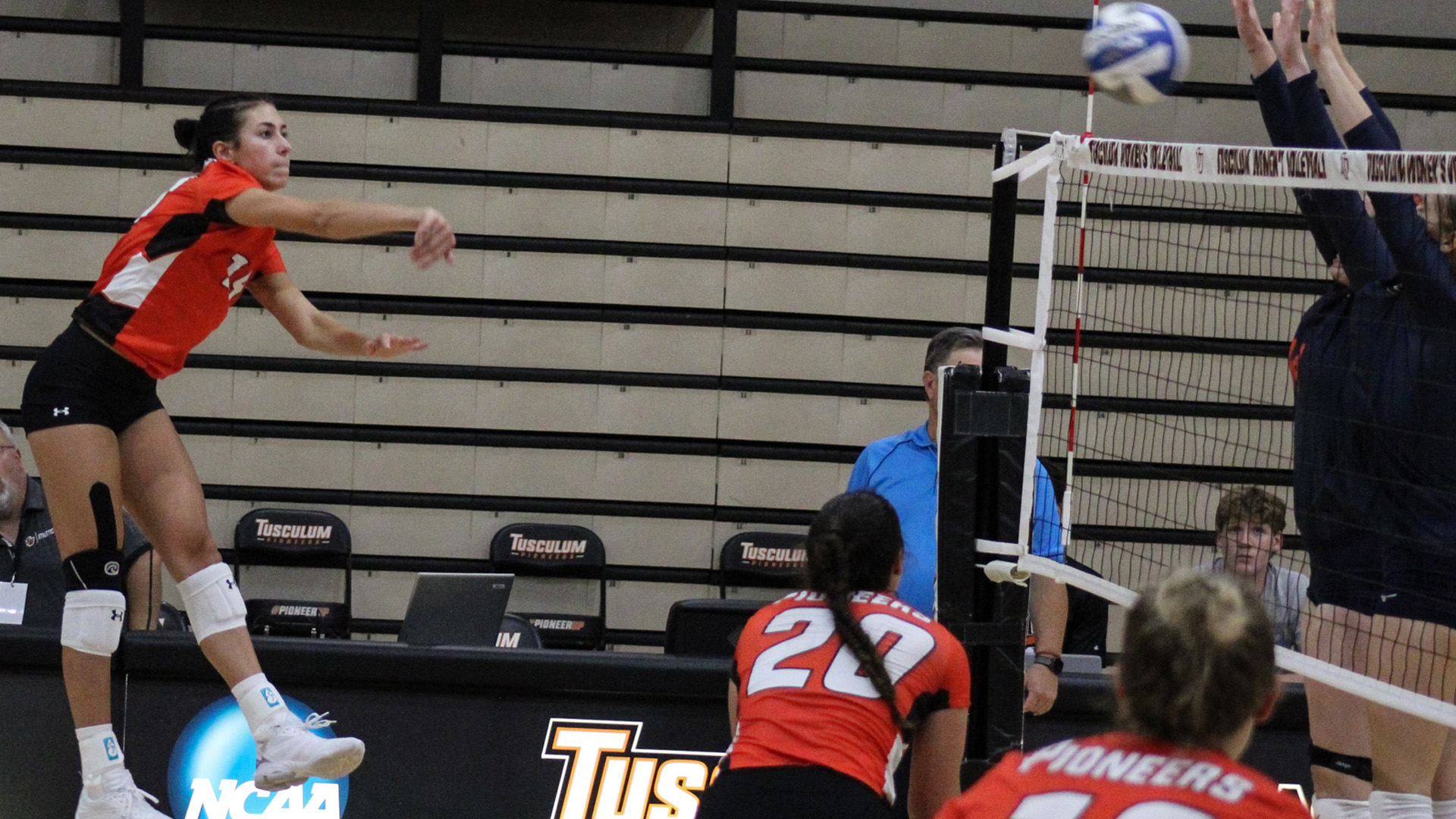 Pioneers outdone by reigning national champion